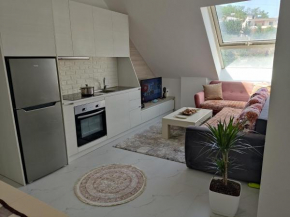 Cozy apartment near BunkArt, Tirana